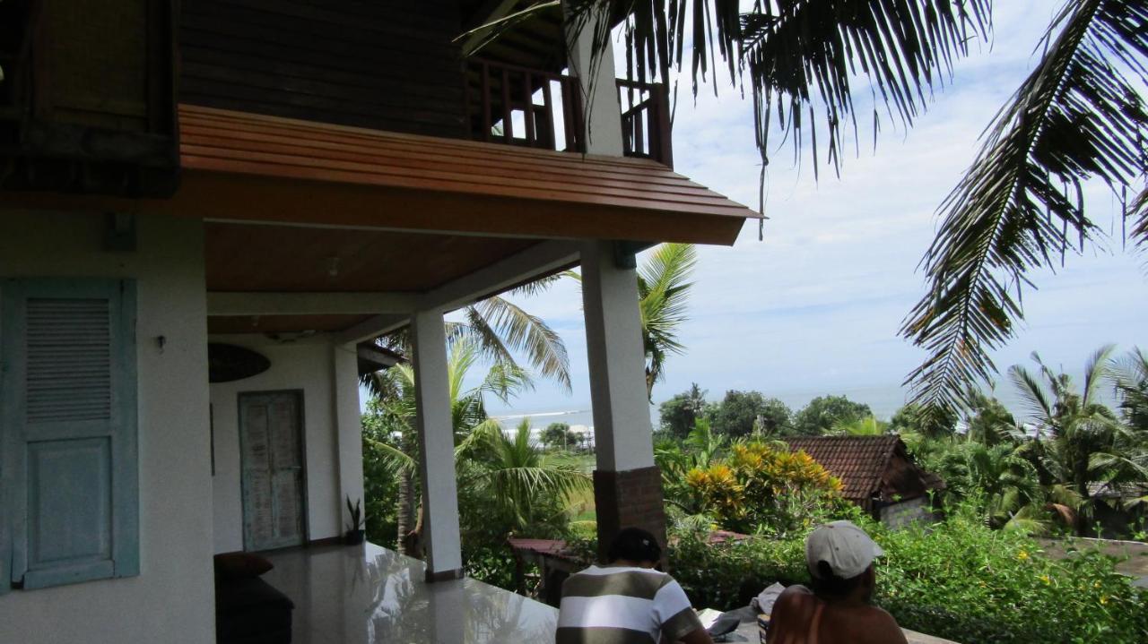 Dikaloha Surfschool And Stay Airsatang Dış mekan fotoğraf