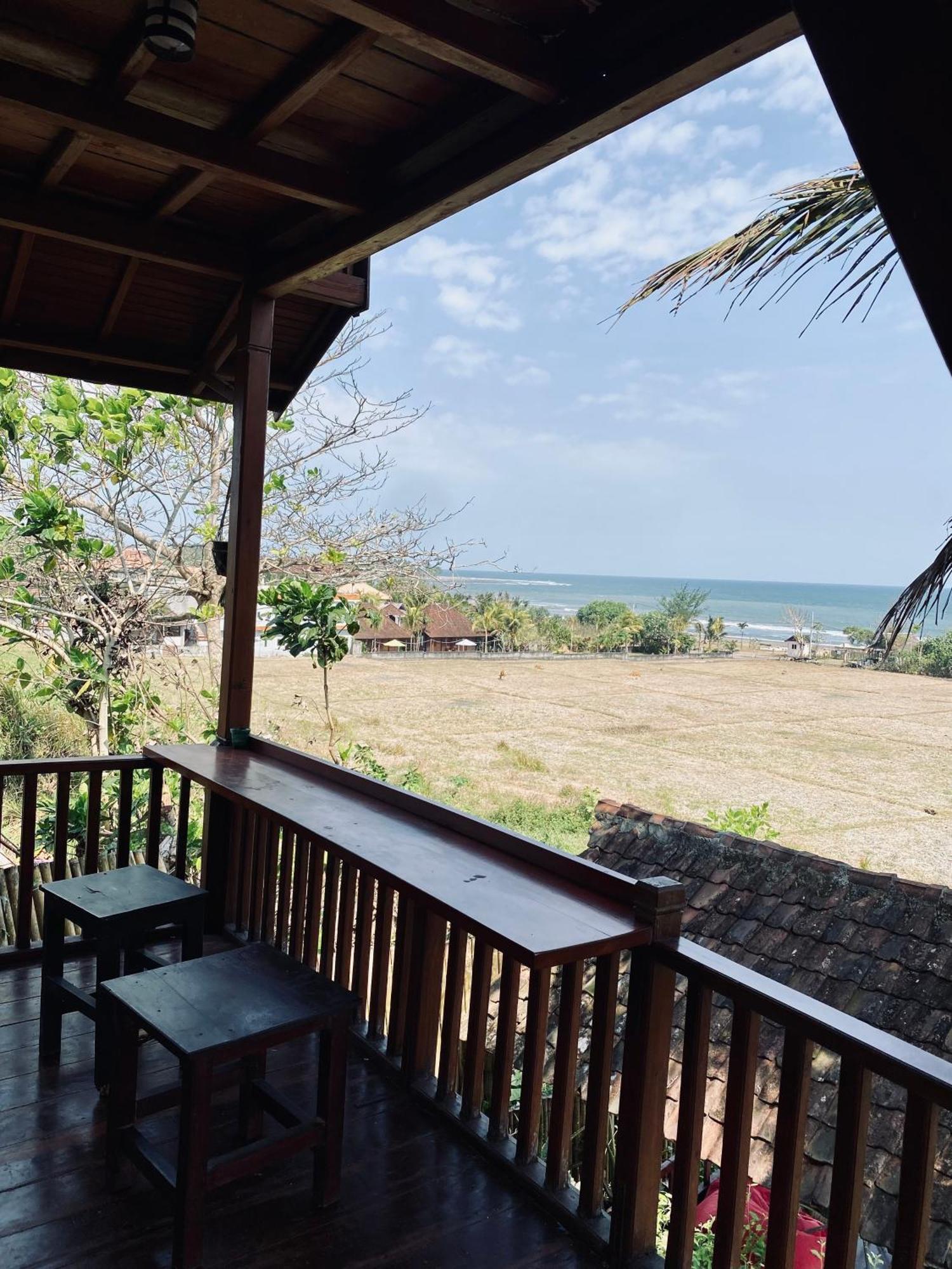 Dikaloha Surfschool And Stay Airsatang Dış mekan fotoğraf